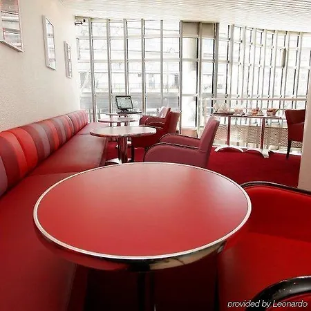 Hôtel Kyriad Bercy Village 