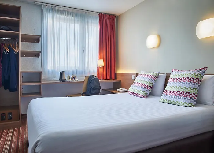 Kyriad Hotel Paris Bercy Village