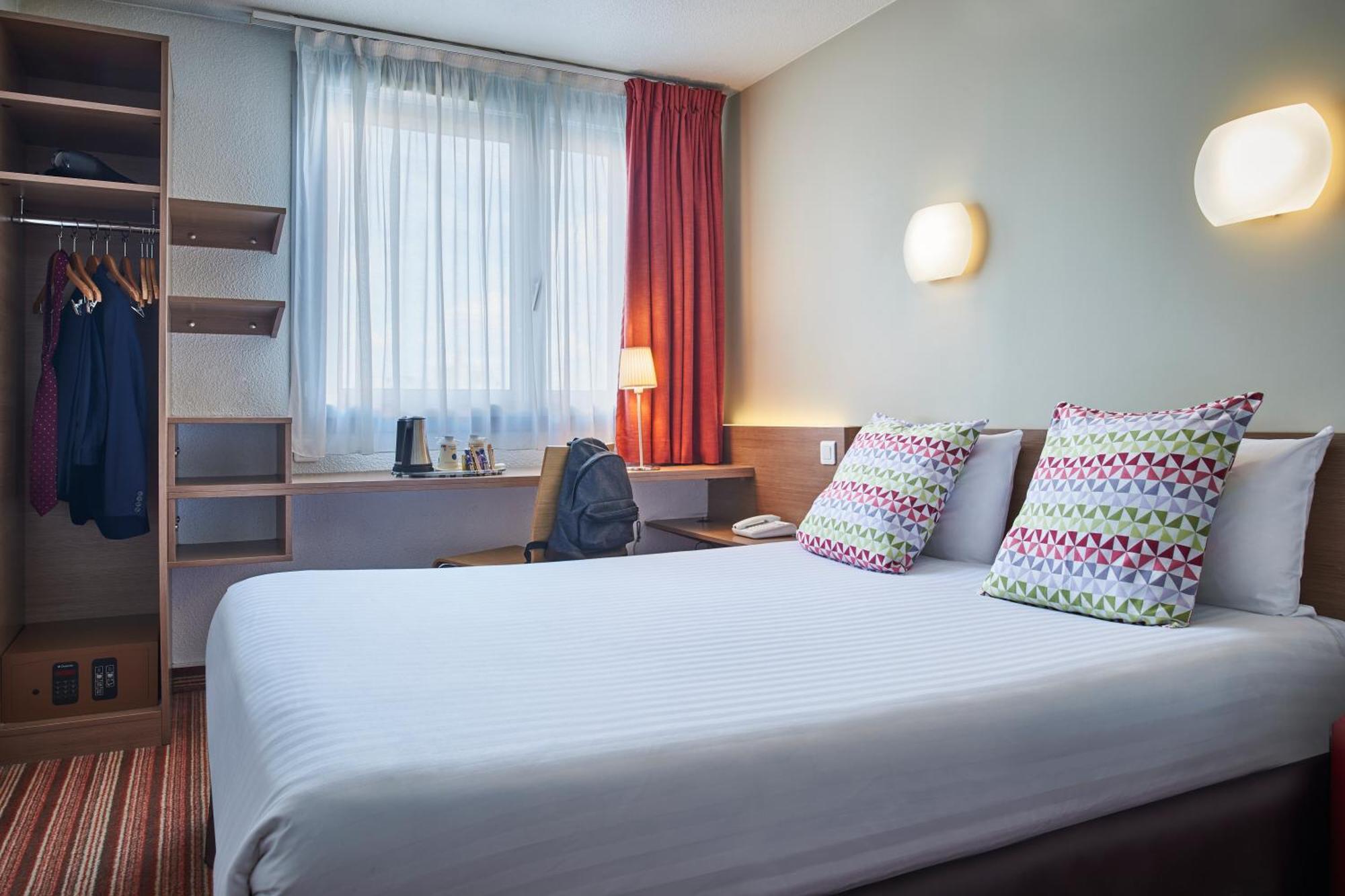 Hotel Campanile 12 - Bercy Village París